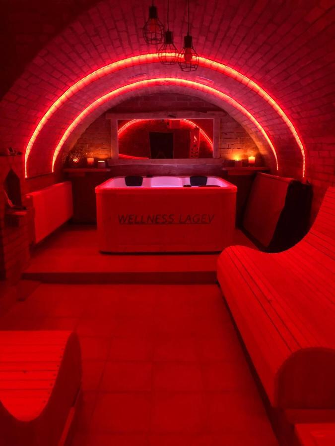 Wellness Holiday House Lagev Моравске-Топлице Экстерьер фото